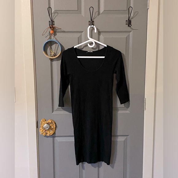 C’est Moi Bodycon Dress - Picture 7 of 8